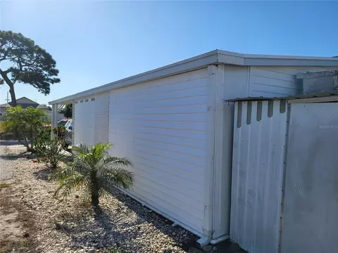 12017 Cartwright Dr, Hudson, FL 34667 photo 5