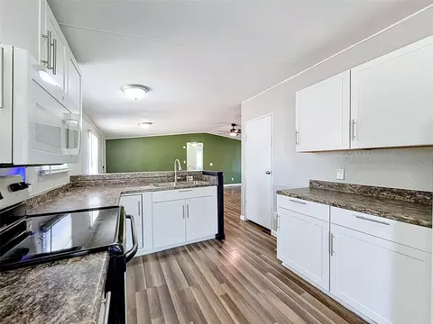 Kitchen - 15936 Archer St 9718 Denton Ave, Hudson, FL 34667 photo 4 of 7