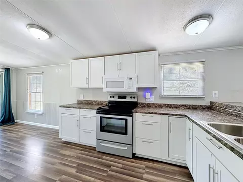 Kitchen - 15936 Archer St 9718 Denton Ave, Hudson, FL 34667 photo 7 of 7