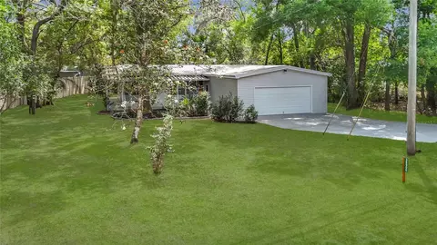 38906 Alston Ave, Zephyrhills, FL 33542