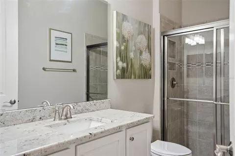 Bath - 14100 Bassingthorpe Dr, Spring Hill, FL 34609 photo 5 of 10