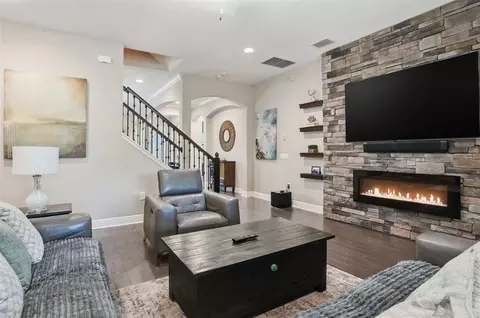 Living - 14100 Bassingthorpe Dr, Spring Hill, FL 34609 photo 6 of 8