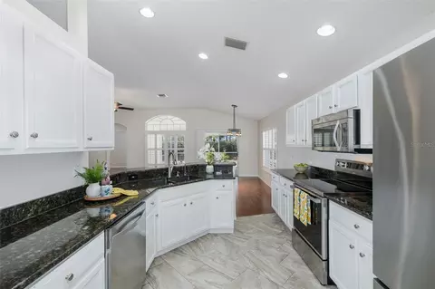 Kitchen - 11428 Hidden Cove Ct, Trinity, FL 34655 photo 1 of 7