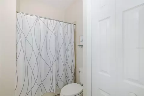 Bath - 11428 Hidden Cove Ct, Trinity, FL 34655 photo 7 of 8