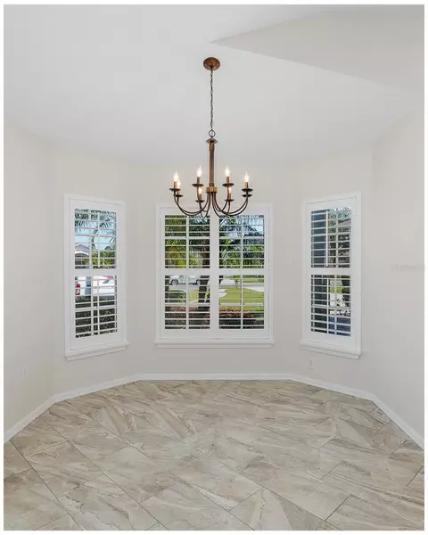 Dining - 11428 Hidden Cove Ct, Trinity, FL 34655 photo 2 of 3