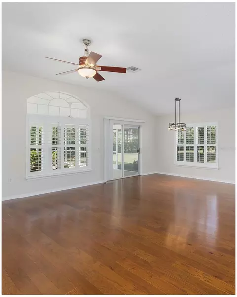 Living - 11428 Hidden Cove Ct, Trinity, FL 34655 photo 5 of 6