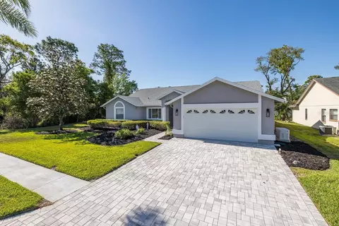 Exterior - 8912 Thoreau Pl, Hudson, FL 34667 photo 5 of 20