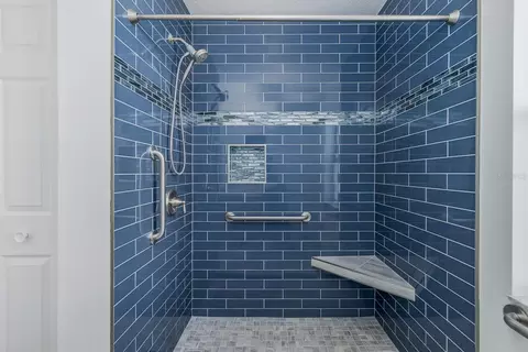 Bath - 8912 Thoreau Pl, Hudson, FL 34667 photo 5 of 5