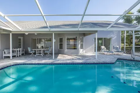 Exterior - 8912 Thoreau Pl, Hudson, FL 34667 photo 15 of 20