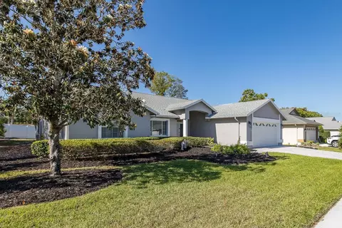 Exterior - 8912 Thoreau Pl, Hudson, FL 34667 photo 9 of 20