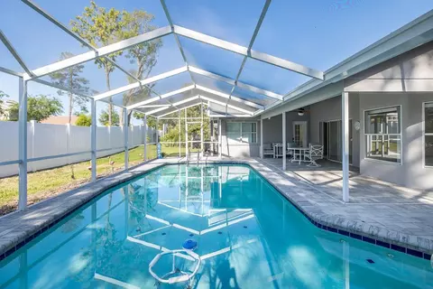 Exterior - 8912 Thoreau Pl, Hudson, FL 34667 photo 17 of 20