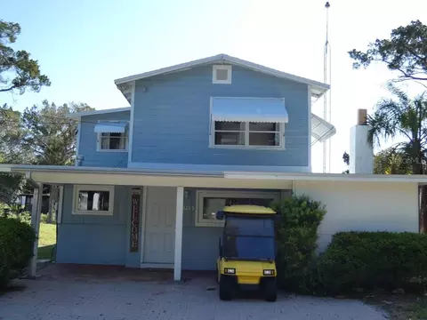 2215 S Hunt Pt, Crystal River, FL 34429