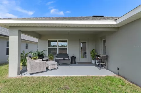 Exterior - 12492 Pine Bluff St, Spring Hill, FL 34609 photo 6 of 8
