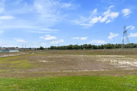 Exterior - 12492 Pine Bluff St, Spring Hill, FL 34609 photo 8 of 8