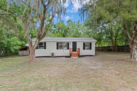 8017 E Skyline Ln, Floral City, FL 34436