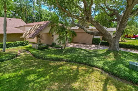 3071 Bolt Dr, Palm Harbor, FL 34685