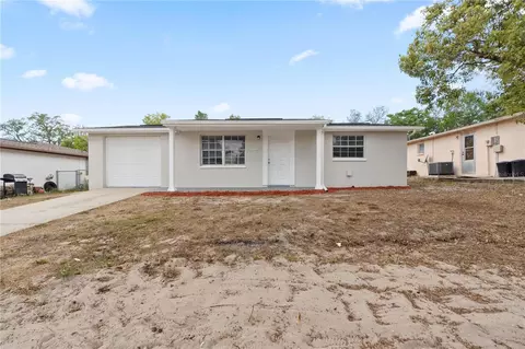 9915 Richwood Ln, Port Richey, FL 34668