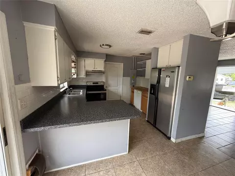 Kitchen - 9275 Chase St, Spring Hill, FL 34606 photo 1 of 4