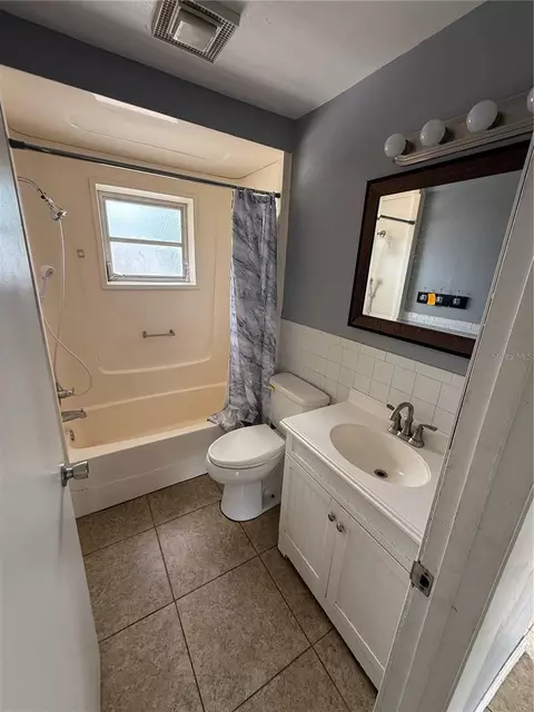 Bath - 9275 Chase St, Spring Hill, FL 34606 photo 1 of 1