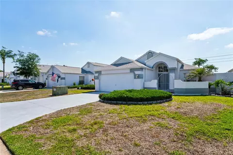 Exterior - 1018 Castille Dr, Spring Hill, FL 34608 photo 11 of 12