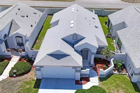 View/Area - 1018 Castille Dr, Spring Hill, FL 34608 photo 3 of 8