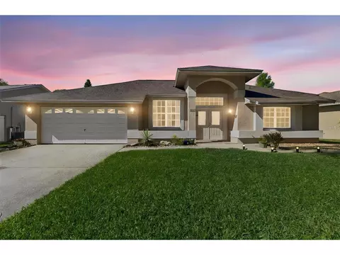 907 Brittany Park Blvd, Tarpon Springs, FL 34689