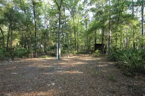 7982 W Mayfair Dr, Homosassa, FL 34448