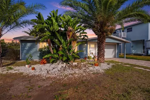 13231 Starfish Dr, Hudson, FL 34667