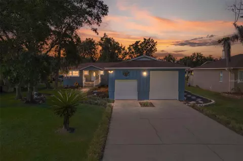 11430 W Waterway Dr, Homosassa, FL 34448