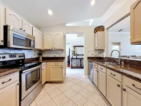 Kitchen - 26714 Middleground Loop, Wesley Chapel, FL 33544 photo 6 of 6