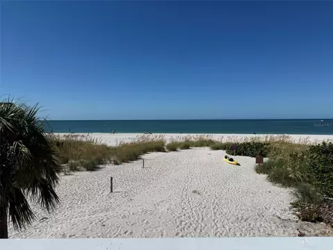 12609 Sunshine Ln, Treasure Island, FL 33706