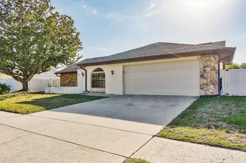 4422 Tall Oak Ln, New Port Richey, FL 34653