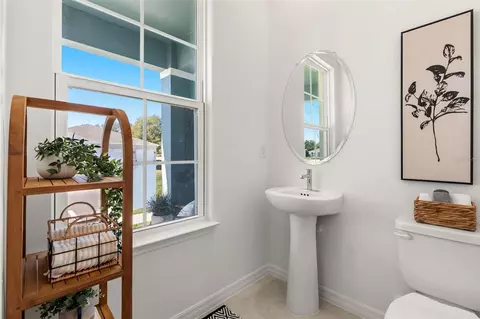 Bath - 644 Emerald Grove Dr, Apopka, FL 32703 photo 1 of 4