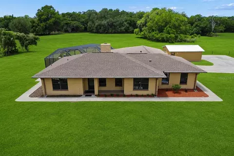 3501 Austin Trail Ln, Plant City, FL 33565