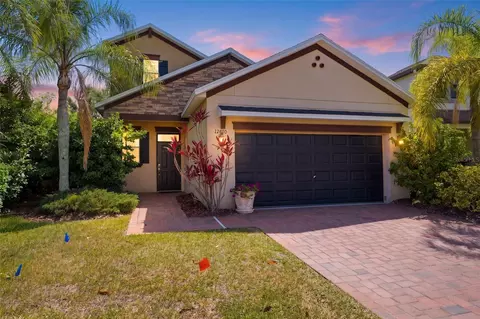 12010 Lake Blvd, New Port Richey, FL 34655