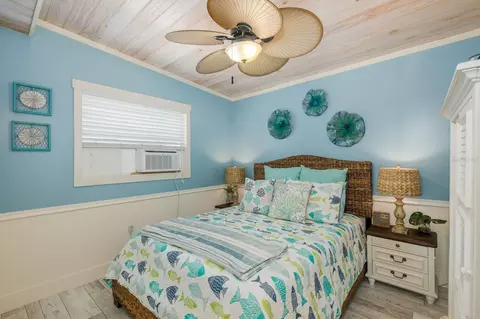 Bedroom - 5473 Darlene St, Weeki Wachee, FL 34607 photo 1 of 4