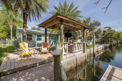 Exterior - 5473 Darlene St, Weeki Wachee, FL 34607 photo 4 of 17