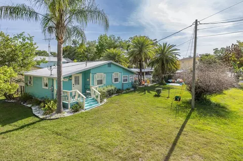 Exterior - 5473 Darlene St, Weeki Wachee, FL 34607 photo 13 of 17