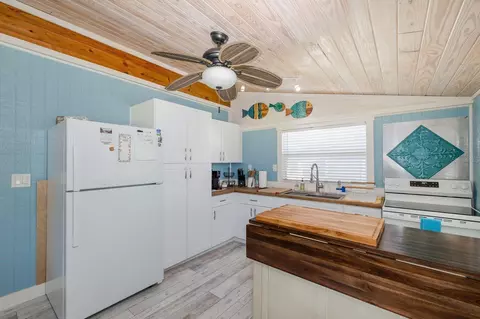 Kitchen - 5473 Darlene St, Weeki Wachee, FL 34607 photo 3 of 4