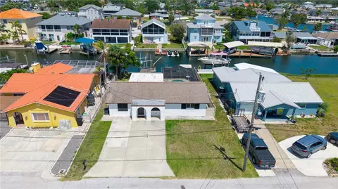 13912 Darlene Ave, Hudson, FL 34667