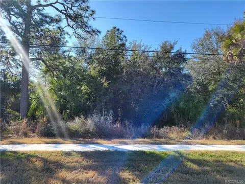 1224 S Suncoast Blvd, Homosassa, FL 34448
