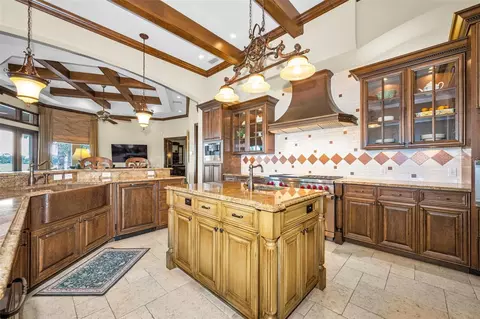 Kitchen - 10031 Milano Dr, Trinity, FL 34655 photo 3 of 9