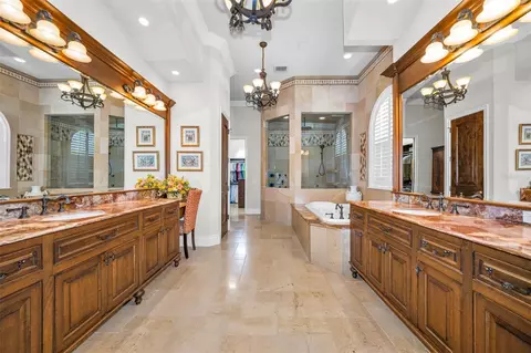 Bath - 10031 Milano Dr, Trinity, FL 34655 photo 2 of 10