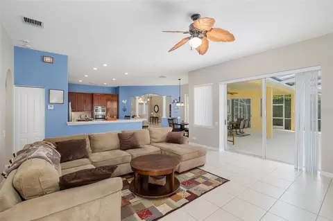 Living - 2131 Gold Dust Ct, Trinity, FL 34655 photo 2 of 3