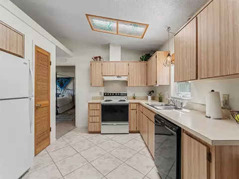 Kitchen - 11196 Sheffield Rd, Spring Hill, FL 34608 photo 2 of 3
