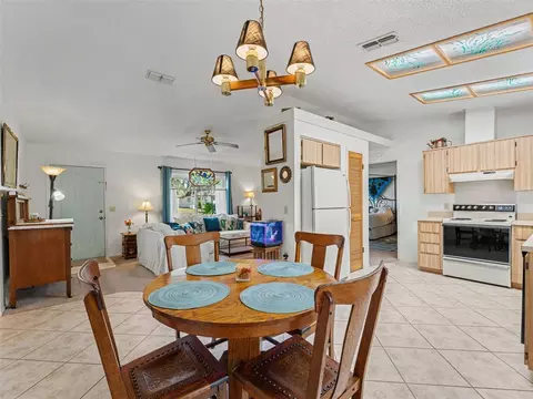 Dining - 11196 Sheffield Rd, Spring Hill, FL 34608 photo 2 of 3