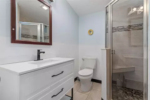 Bath - 6245 Waverly Rd, Weeki Wachee, FL 34607 photo 1 of 1