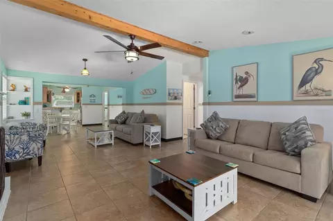 Living - 6245 Waverly Rd, Weeki Wachee, FL 34607 photo 3 of 4