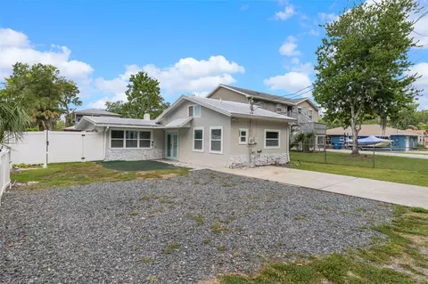 6245 Waverly Rd, Weeki Wachee, FL 34607