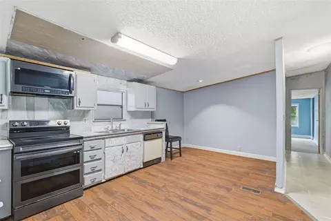 Kitchen - 16229 Shellcracker Rd, Jacksonville, FL 32226 photo 2 of 2